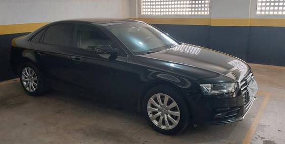 AUDI A4 2.0 TFSI ATTRACTION 180CV GASOLINA 4P MULTITRONIC AUDI A4 2.0 TFSI ATTRACTION 180CV GASOLINA 4P MULTITRONIC